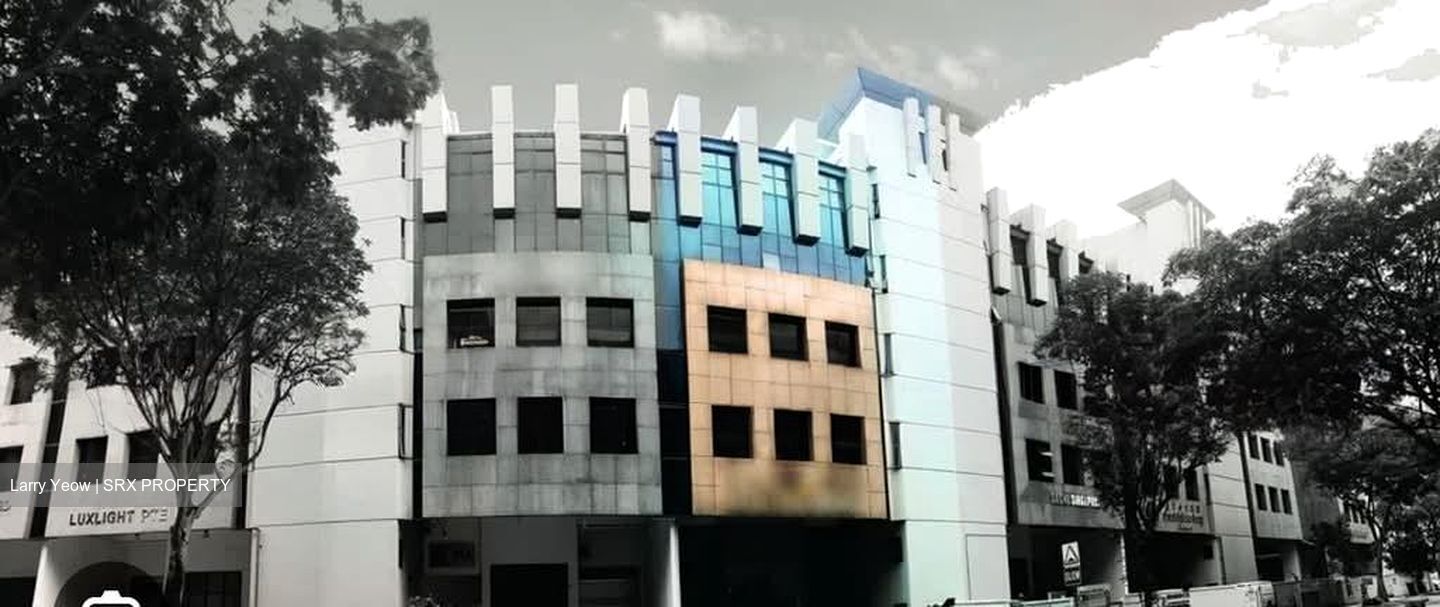 ABSOLUTE MAINTENANCE BUILDING (D14), Factory #604858351